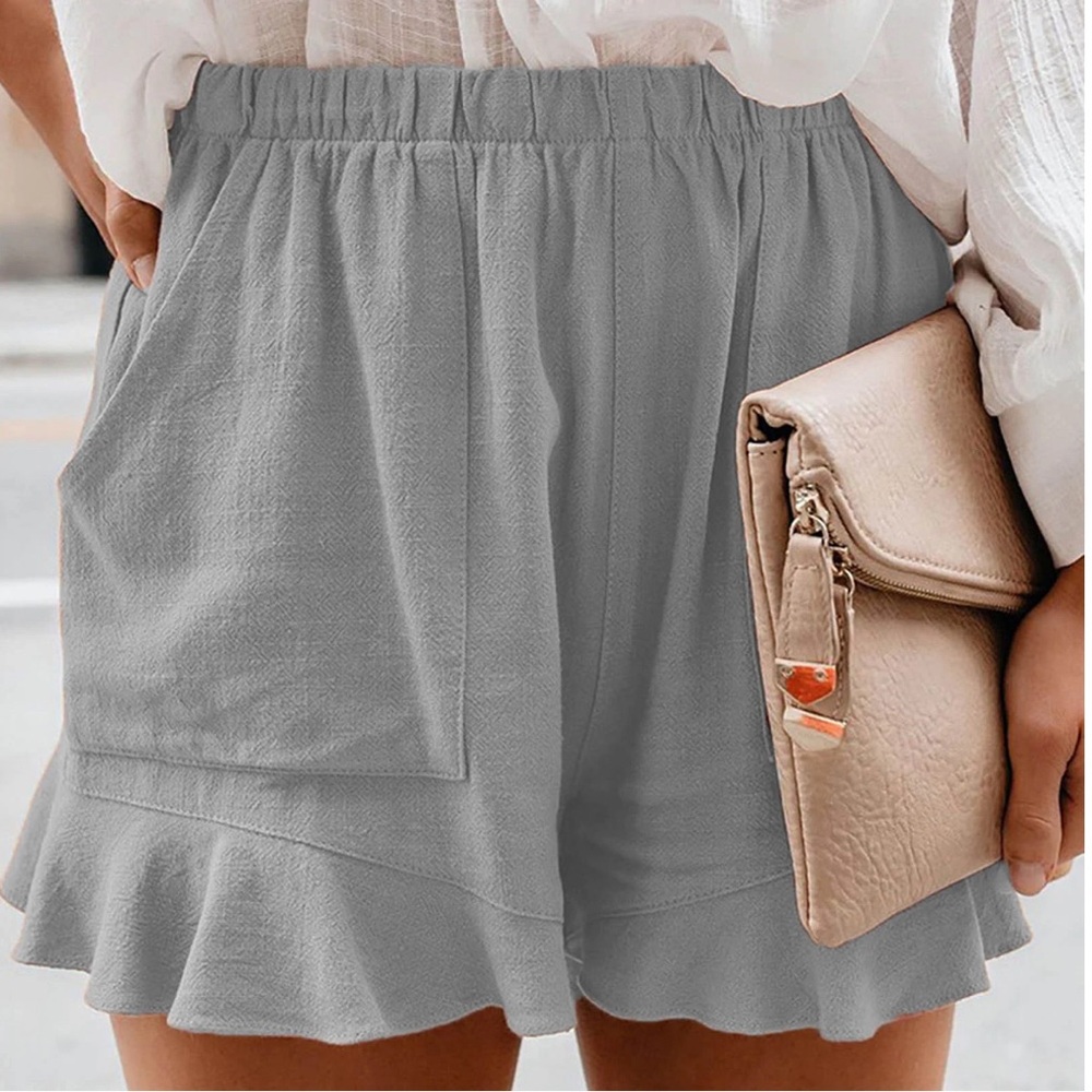Woman’s Cargo Ruffle Shorts